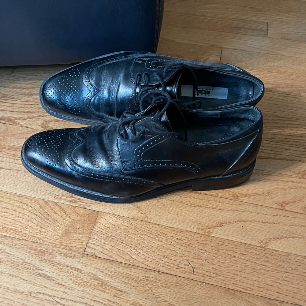 Joseph Abboud  Black Leather Wingtip Shoes - Picture 3 of 3